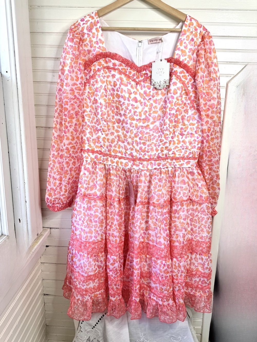 Ivy City Rumi Dress sheer pink Leopard print